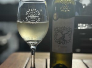 Restaurant in Forster | Seafood and Waterfront Bar